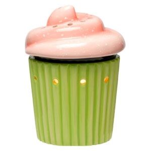 NIB Scentsy cupcake warmer
